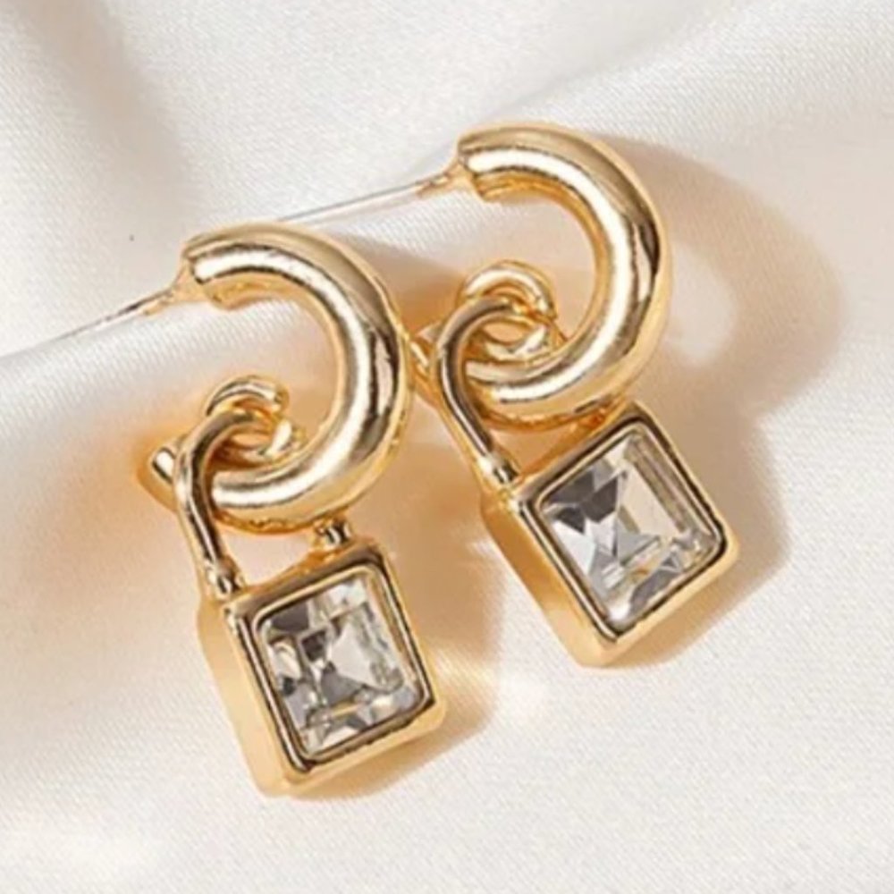 bundle of 2 sets of Zara earrings - Picture 1 of 2